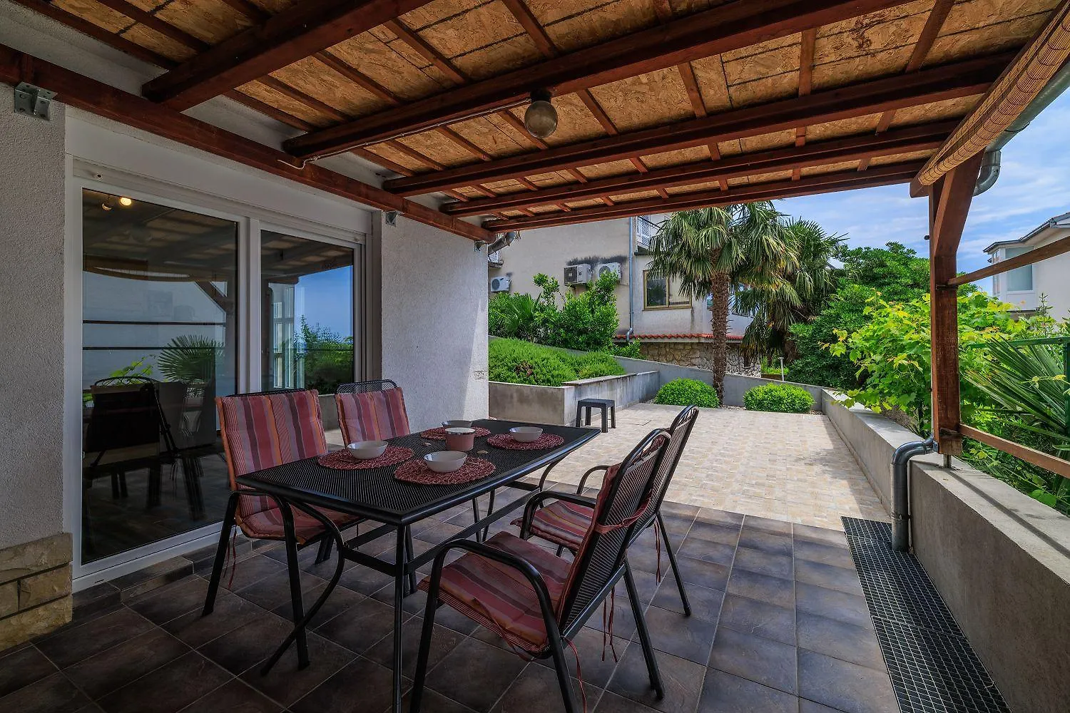 Faszinierendes Apartment Nur 150 Meter Zum Strand Mit Jacuzzi, Billard, Pool, Grill Dramalj Croatia