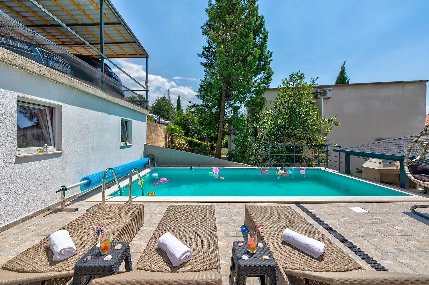 Faszinierendes Apartment Nur 150 Meter Zum Strand Mit Jacuzzi, Billard, Pool, Grill Dramalj 0*,