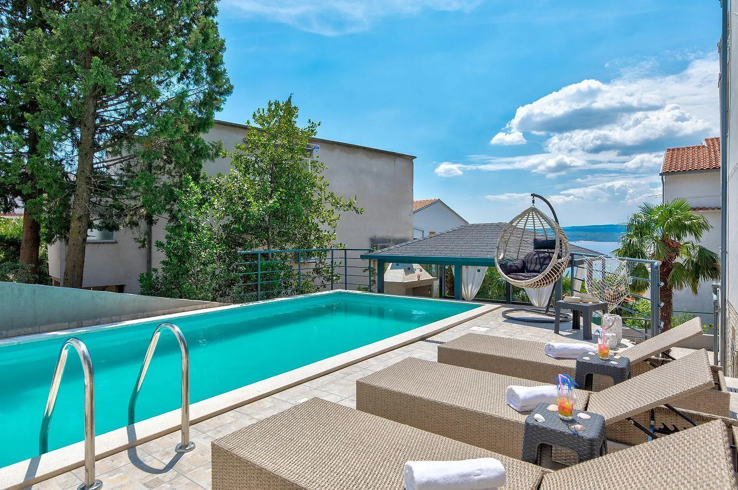 Faszinierendes Apartment Nur 150 Meter Zum Strand Mit Jacuzzi, Billard, Pool, Grill Dramalj Croatia