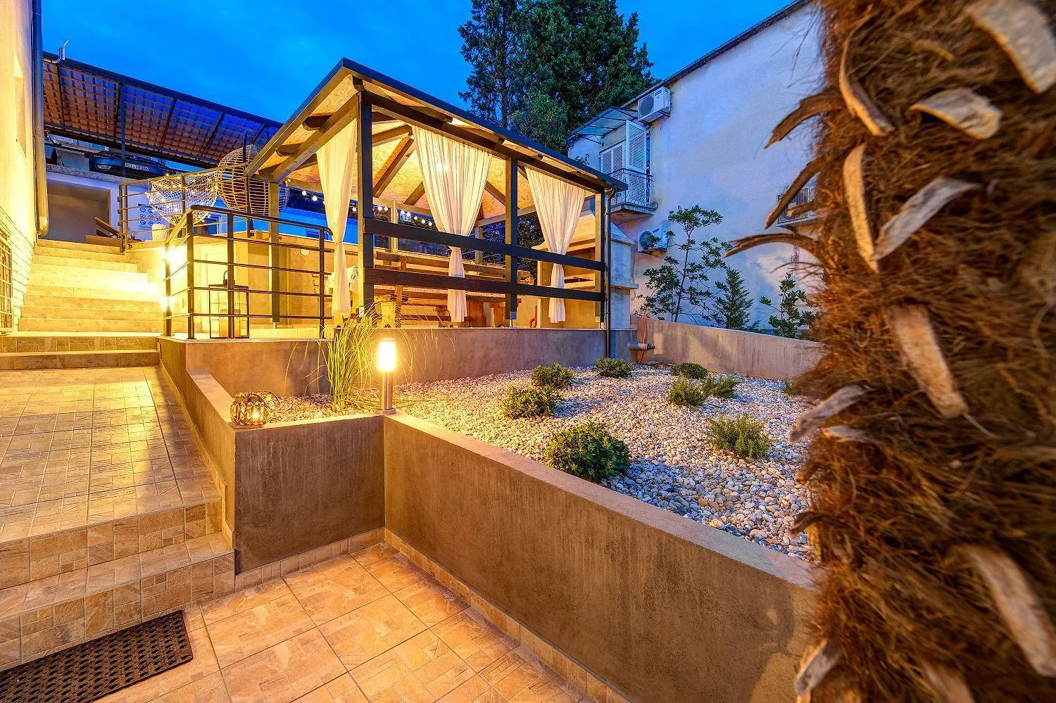 Faszinierendes Apartment Nur 150 Meter Zum Strand Mit Jacuzzi, Billard, Pool, Grill Dramalj